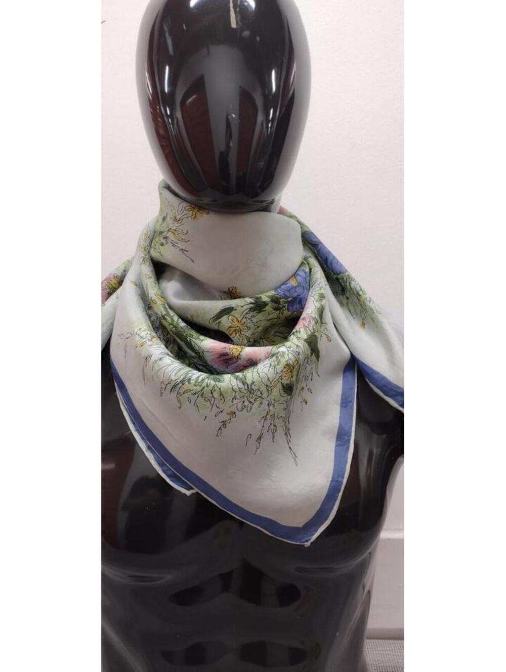 Vintage 1950s Fine Silk Scarf Periwinkle Flowers Pink Jade Green Hand Sewn Edges - Picture 2 of 16